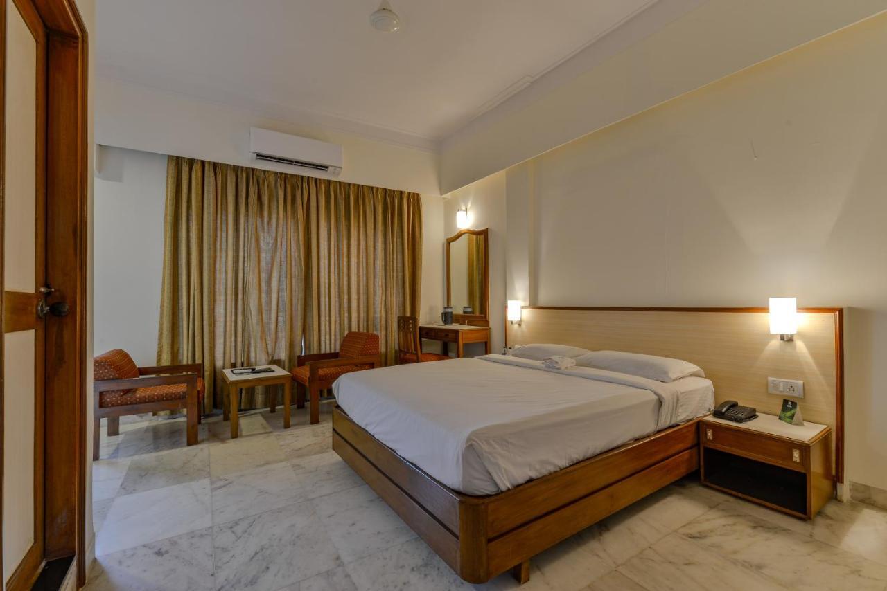 Hotel Ajanta Bombaj Zewnętrze zdjęcie